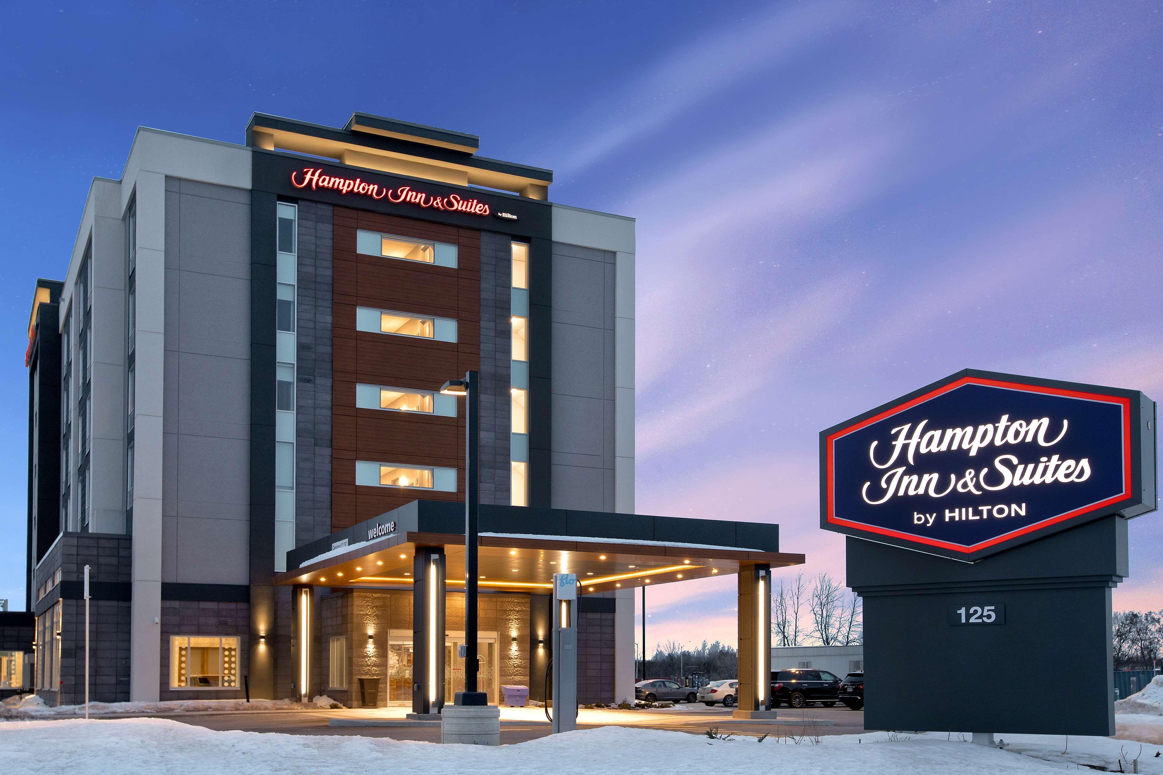 Hampton Inn & Suites Ottawa West, Ontario, Canada Eksteriør billede